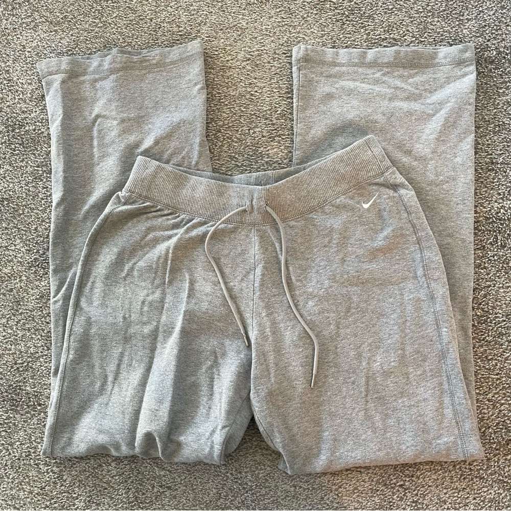 Nike grey wide legged sweatpants